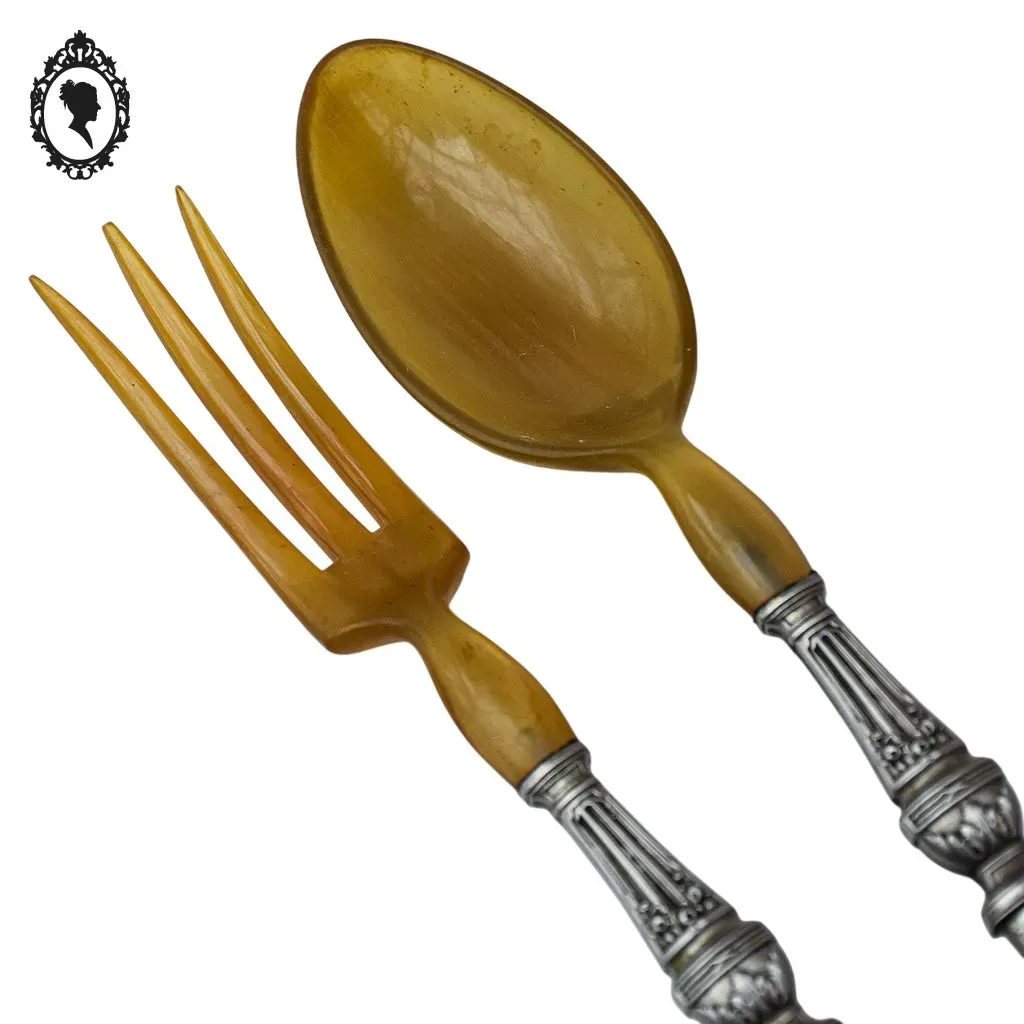 Service de couverts à salade métal corne ou résine motif fleuri vintage ancien – Image 2